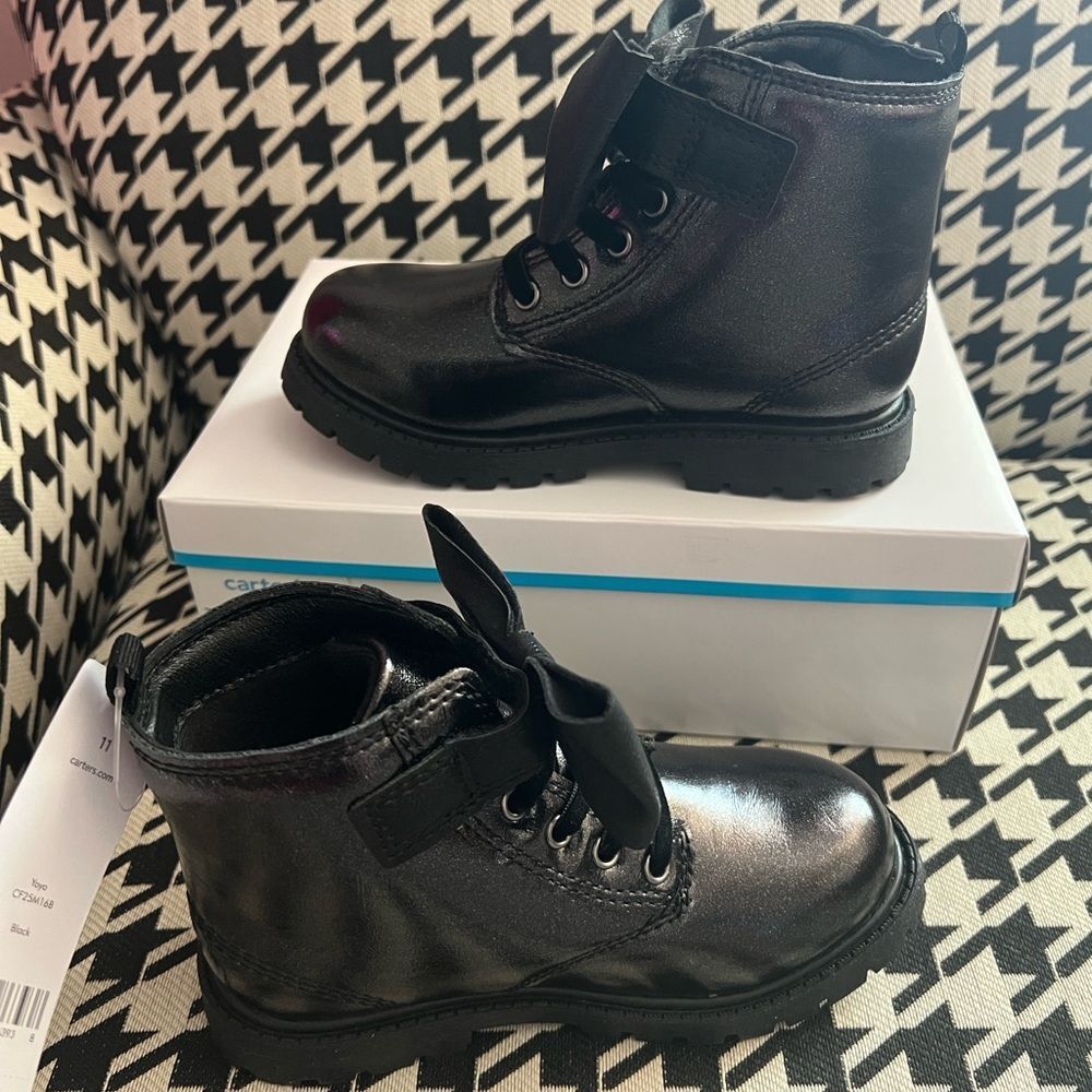 Carter's Yoyo Bow Accent Boot-Size 11 - Picture 3 of 7